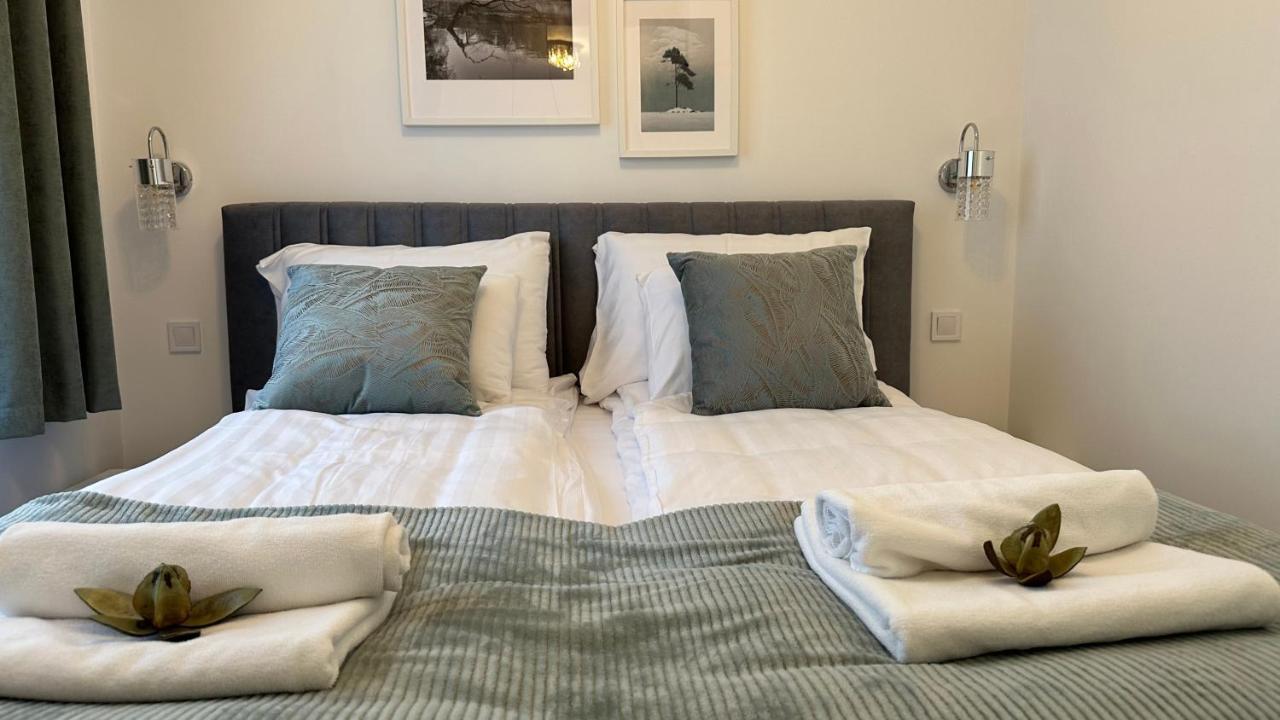 Linden Apartman 001 - Adults Only Mosonmagyaróvár Eksteriør billede