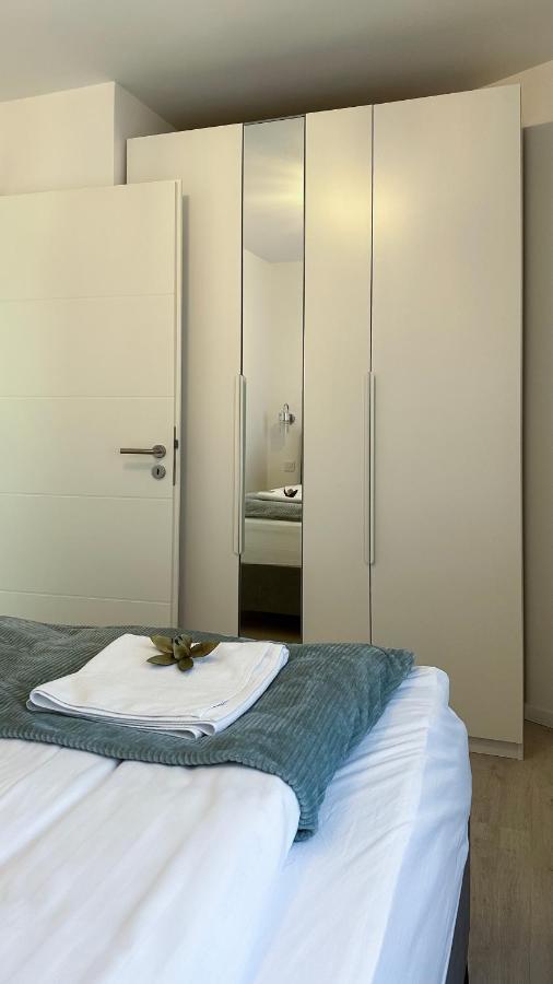 Linden Apartman 001 - Adults Only Mosonmagyaróvár Eksteriør billede