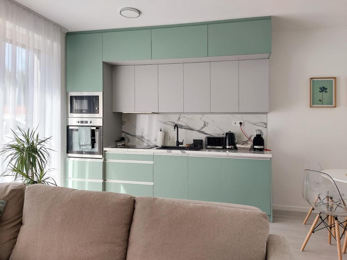 Linden Apartman 001 - Adults Only Mosonmagyaróvár Eksteriør billede